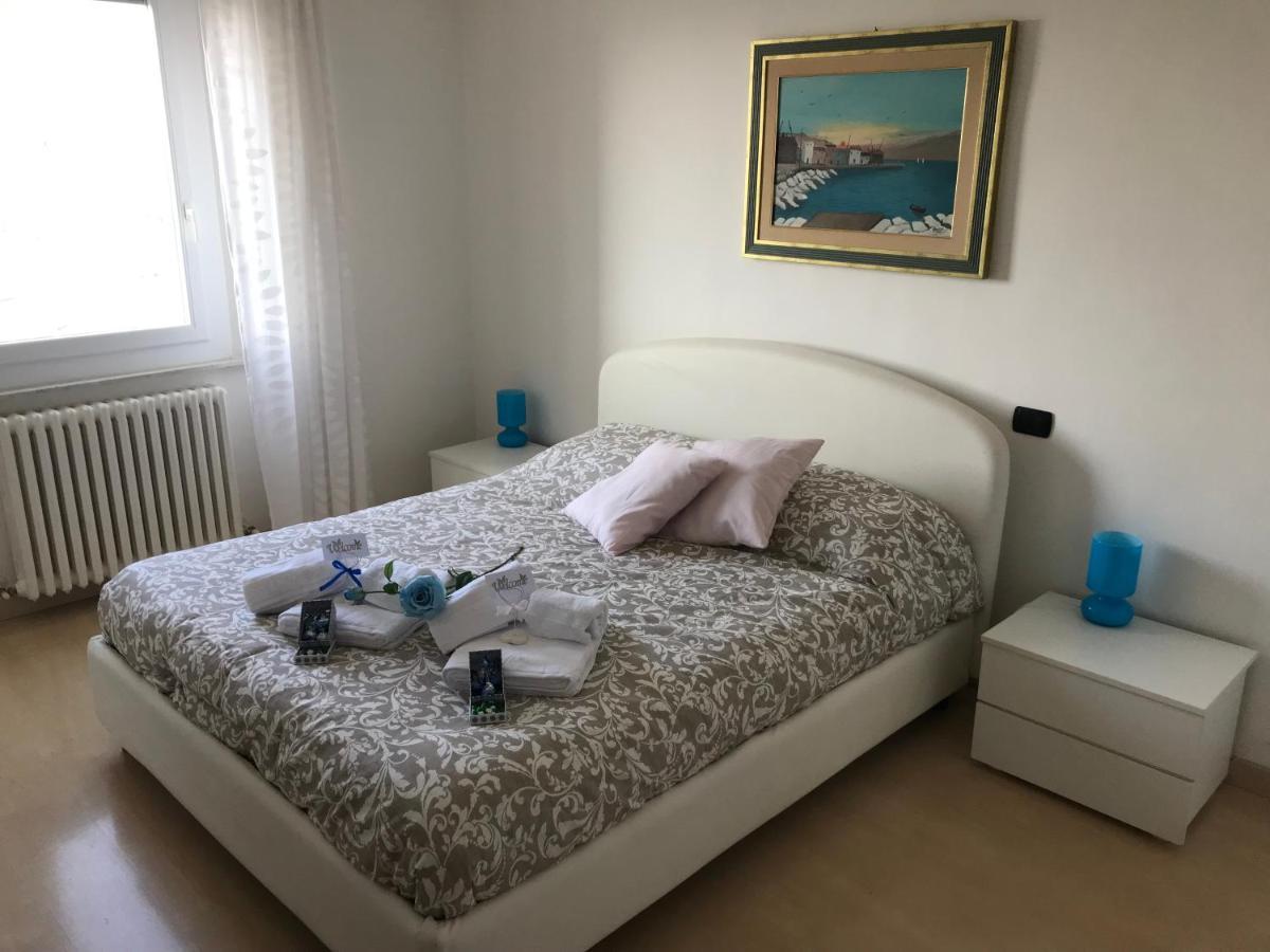 Il Poeta Sul Mare Bed & Breakfast