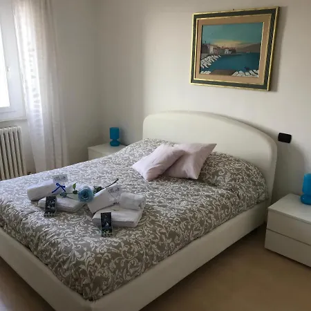 B&B Il Poeta Sul Mare Ancona Buitenkant foto
